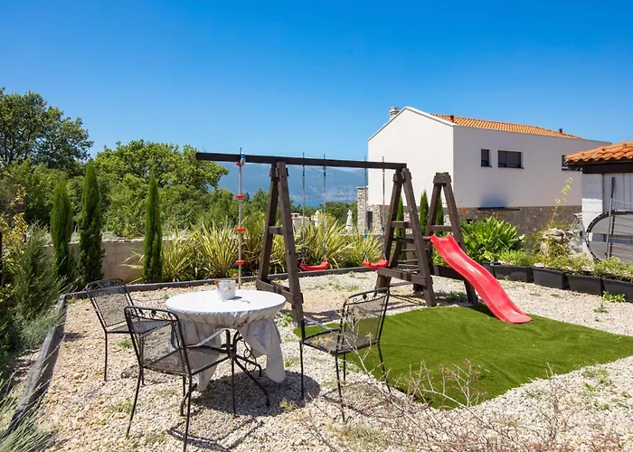 Apartament Bugenvila *