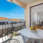 Bugenvila Brzac