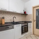 Apartmán Bugenvila Brzac