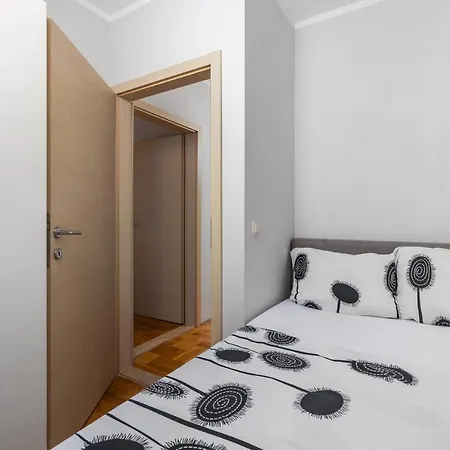 Bugenvila Apartman Brzac
