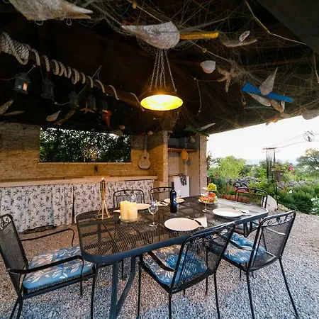 Bugenvila Apartman Brzac