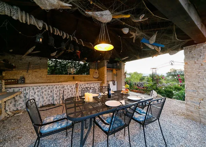 Bugenvila شقة Brzac